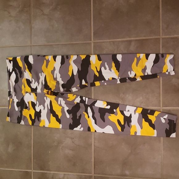 Forever 21 Workout leggings - Picture 1 of 3